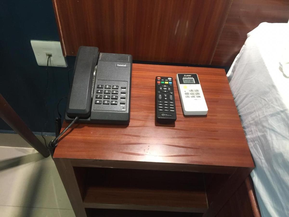Mirage Residency Hotel Kochi Kültér fotó