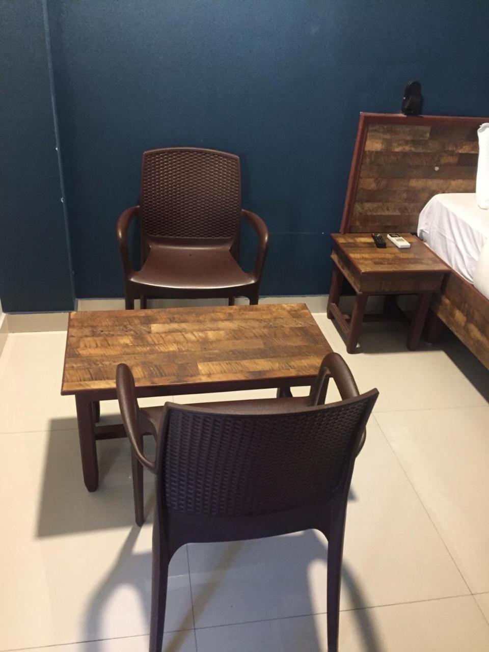 Mirage Residency Hotel Kochi Kültér fotó